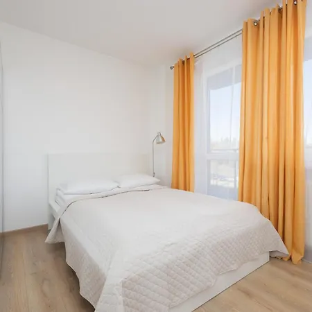 公寓 Pileckiego With Parking & Balcony By Renters 华沙