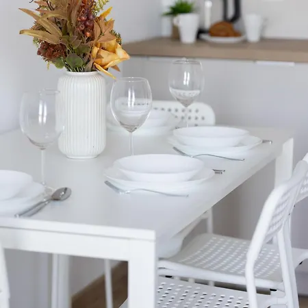 아파트 Pileckiego With Parking & Balcony By Renters