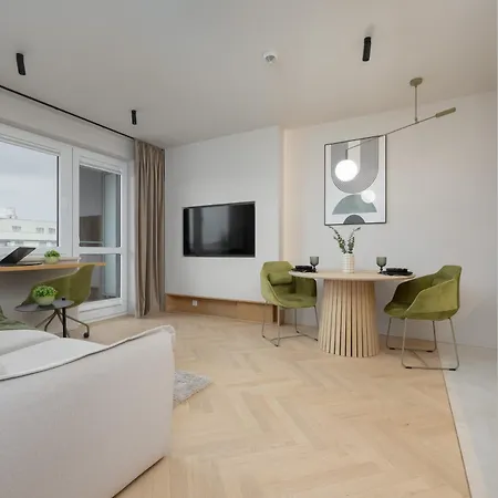 Pileckiego With Parking & Balcony By Renters Warsaw