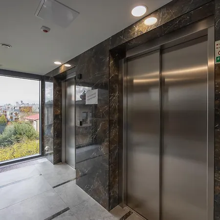 Pileckiego With Parking & Balcony By Renters 바르샤바