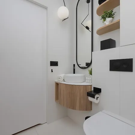 아파트 Pileckiego With Parking & Balcony By Renters 바르샤바