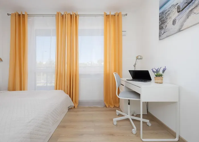 Pileckiego With Parking & Balcony By Renters * وارسو