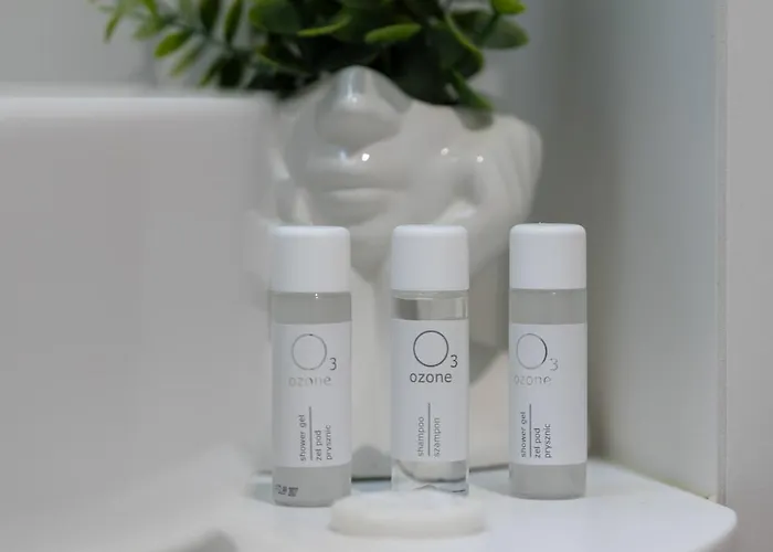 Pileckiego With Parking & Balcony By Renters شقة وارسو